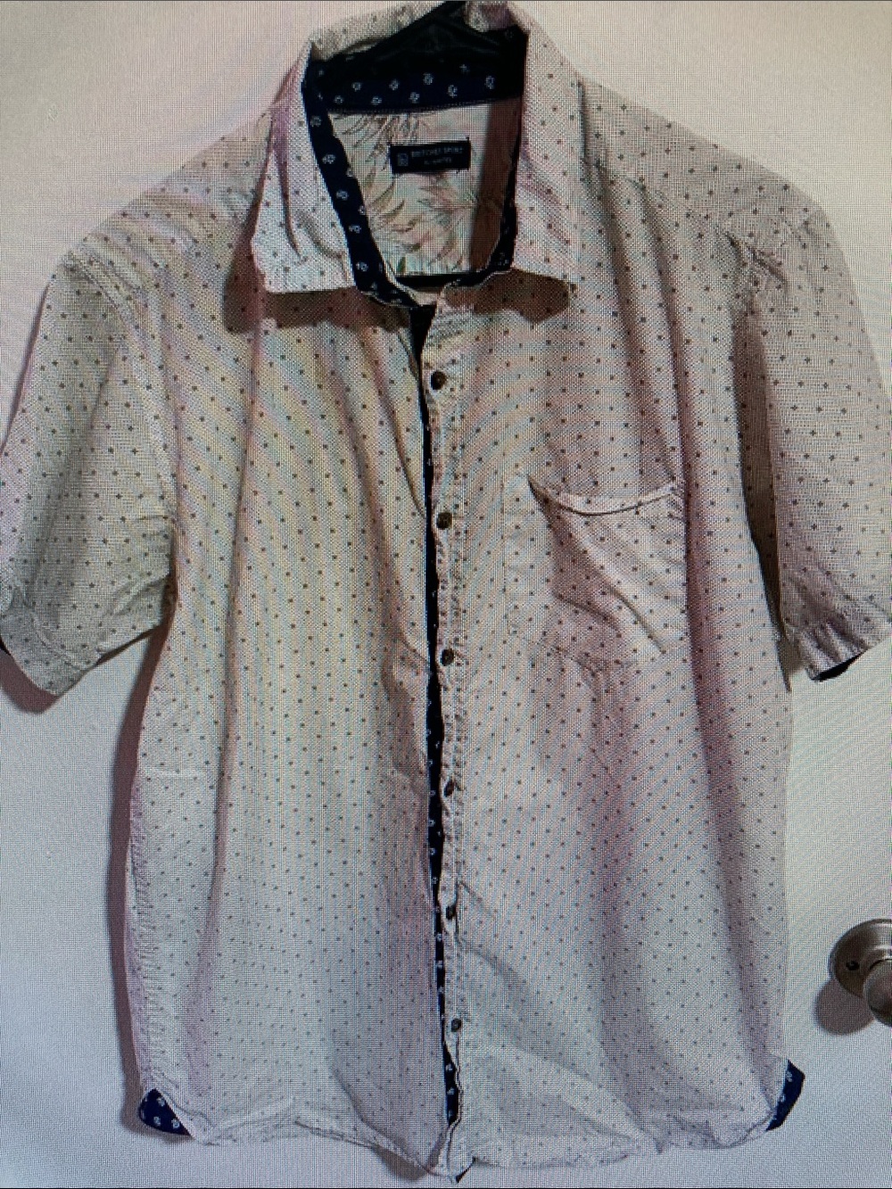 Short-Sleeve Button-Down Shirt in White with Navy Accent